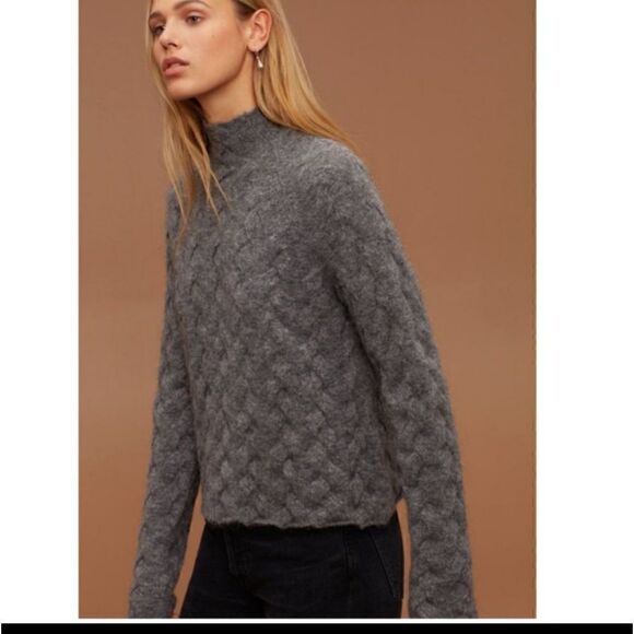 Aritzia Wilfred Free Mical Sweater - Picture 1 of 14